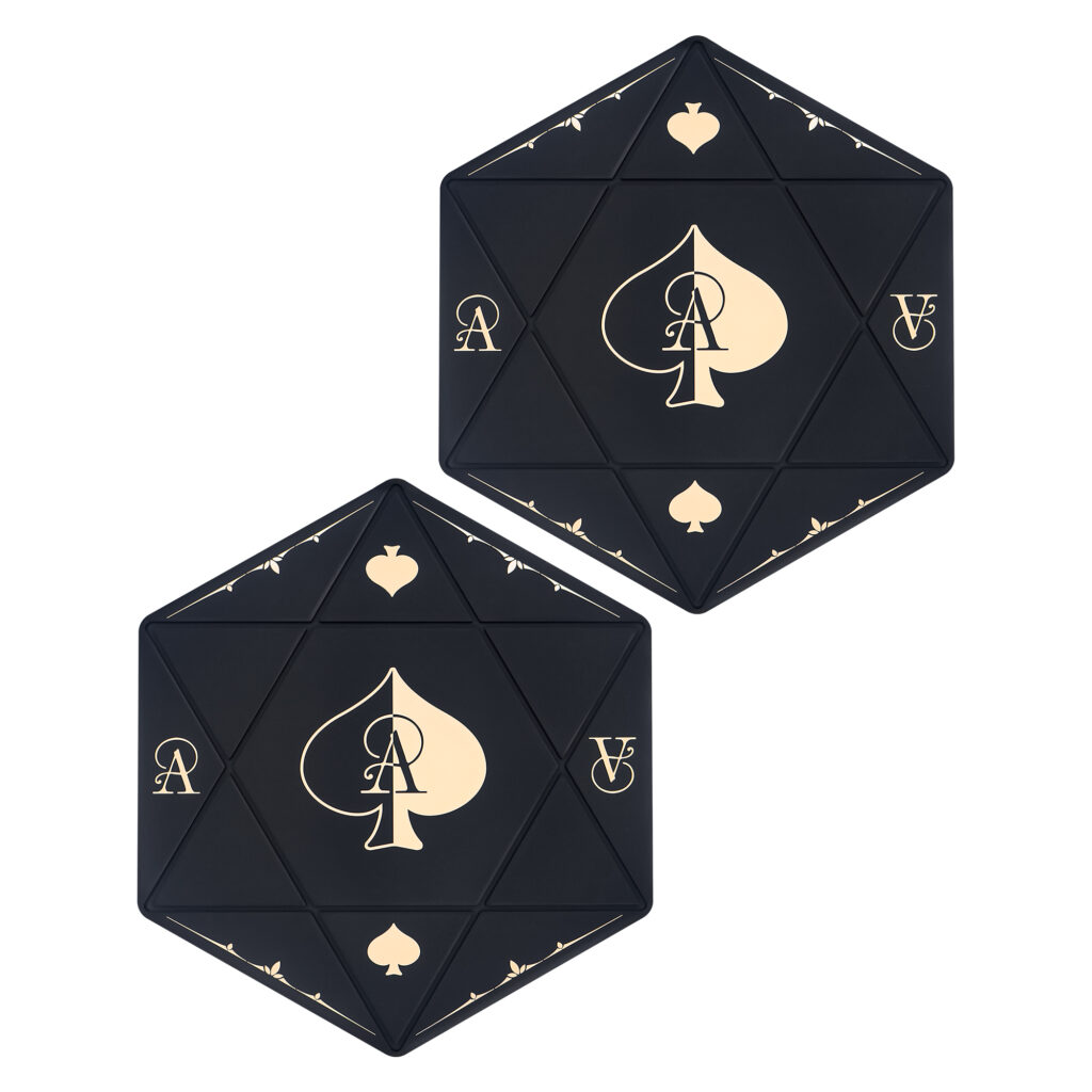 Lucky Strike = 2 Black A ♠